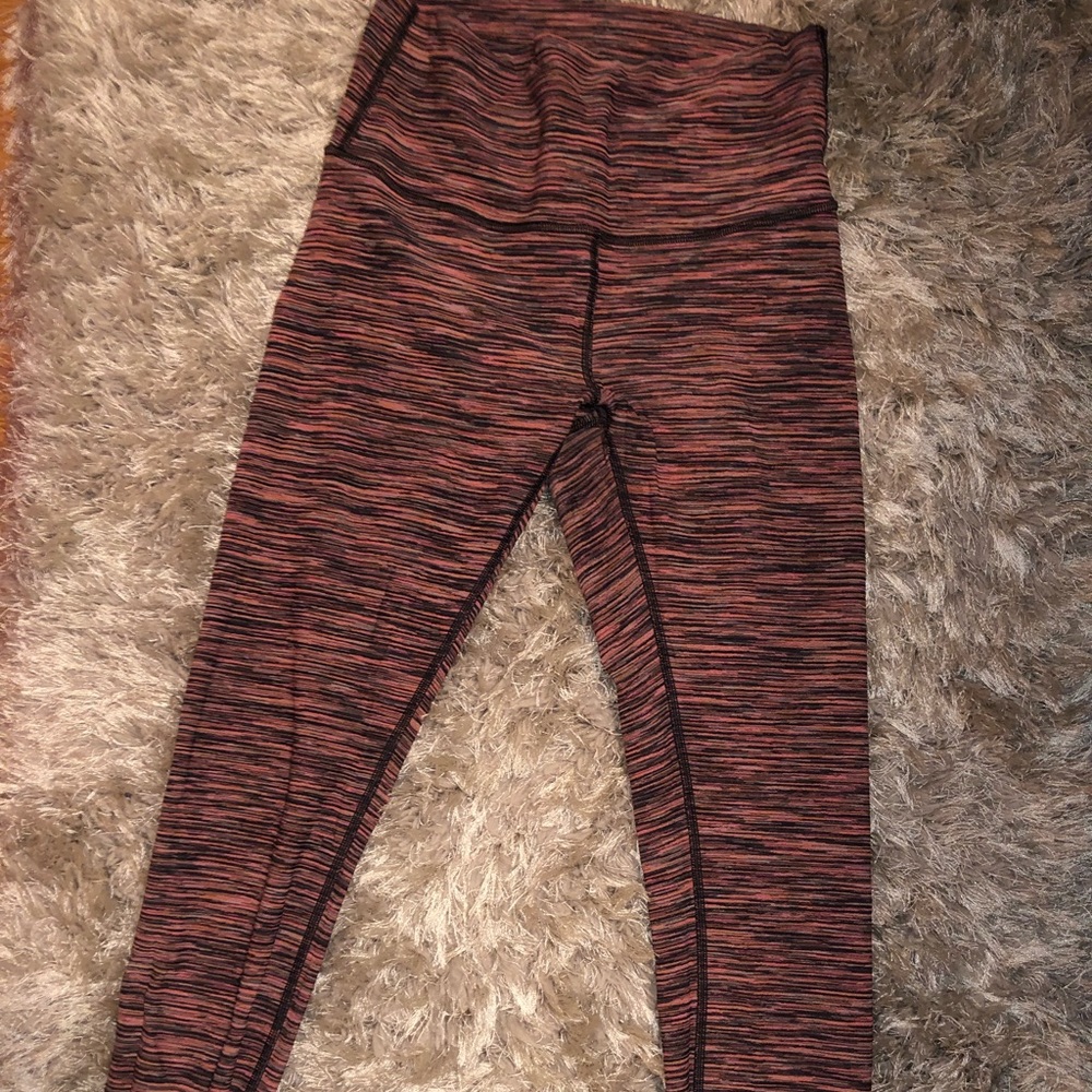 🦋SALE🦋 LULULEMON Multicolor Wunder Under 🌈